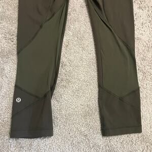 Lululemon Womens Dark Olive Pace Rival Crop Leggings Size 4 Athleisure